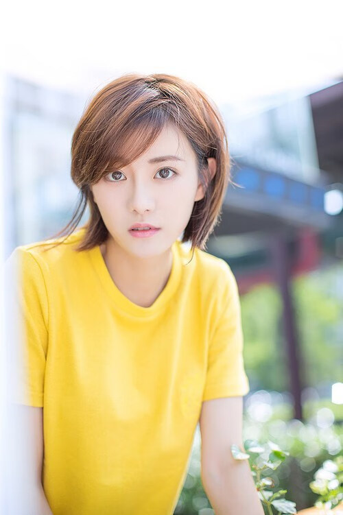 顶尖球星集结海外篮球赛事，风云再起，国外篮球明星排行榜